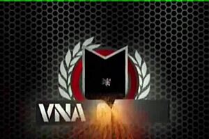 Luscious beauty jenna foxx explores with toys in private session