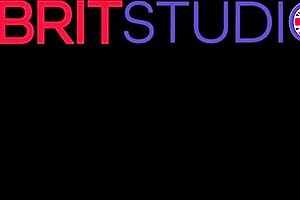 Collared British 18-year-old girl pleasures herself with a fucking machine in homemade roleplay