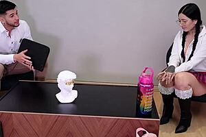 Horny college student offers her pussy to her professor to pass the course - la rola