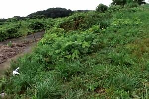 japanese babe sarina tsubaki strips naked in public outdoor