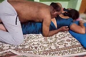 Does cute Indian man fuck hot woman?