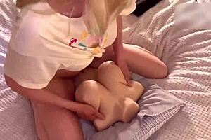 i literaly possessed this nice pussy with my clit