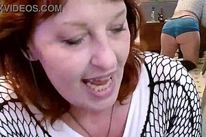 Dancing and wiggling to the big bad wolf with Dawnskye in retro style