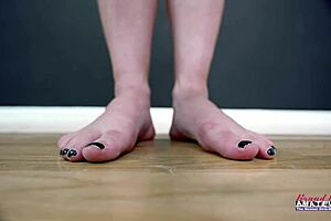 curvy blue-eyed busty hottie gwen gets banged and swallows cum 😍