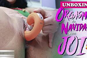 Best G-Spot Vibrator and Clit Licker - Unboxing Honey Play Box - Agatha Dolly