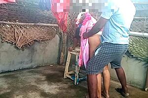 Indian saree aunty very hot fuck in young 18+ boy