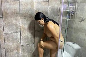 zoeyluna2 - update 8 - 1 parte me baño y follo con mi madrastra joven a escondidas de mi padre - aug 30 2024