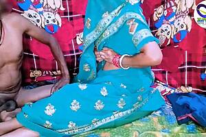 desi pussy fucking fun full dress saree lifted and fucked both legs raised and fucked hindi audio claire vaise