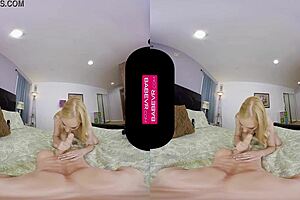 Seductive Bailey Rayne smashes pussy with dildo!