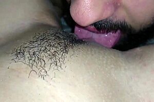 Chupando Buceta Greluda Mais Linda