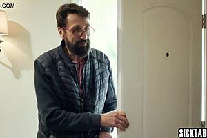 Sexy teen 18+ athena faris banged so hard by a crazy stranger with big penis