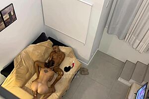 Loira Gostosa Trai O Marido Mas Câmera Escondida Filma Tudo Corno Viu Ela Bebendo Leitinho