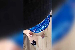 Colombian woman pretends reluctance but moans loudly during sex