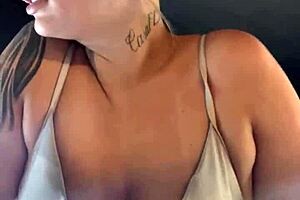 treinando academia de biquíni fio dental de frente de um hotel em copacabana rj e um hóspede estava me filmando e batendo punheta vendo meu rabo com o biquíni rasgado no meu cu que tesão que deu 😍