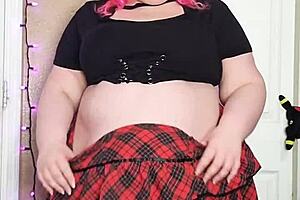 look at this hairy bbw not wearing panties, spreading her wet pussy