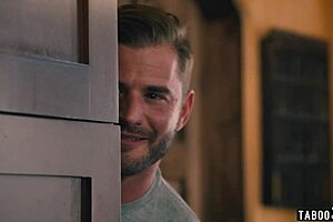 Big Boobed Pregnant Ebony Milf Avery Jane Craving For A Big White Cock