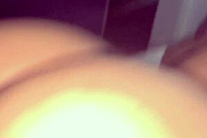 Mi Mejor Amiga Me Vuelve Lesbiana Con Su Lengua Mojada