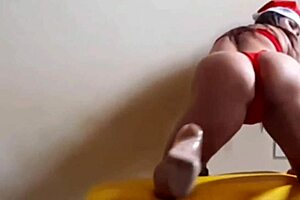 I am waiting for Peru Christmas delivery