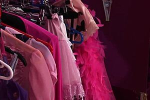 Savannah Gold's big tits mom craves deep anal fucking!