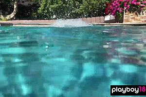 naked ebony milf ana foxxx fingering her hairy black pussy under the water