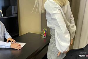 Slutty wife earns facial for job