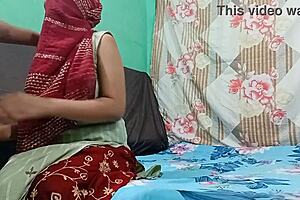 Mumbai Marathi Muslim Woman Enjoys Marathi Passion