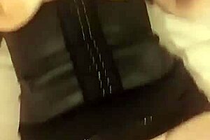 i'm a hot chubby girl gettin myself off with vibrator