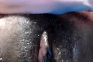 Excited Brown Pussy on Webcam, Full of Energy!