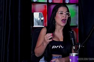 Compilados Da Emily Louise Cast Com Tifany Rocha - Parte 1 Watch On Sheer Red