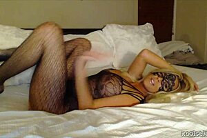 xogisele - getting naughty in my lingerie, wanna see me play?