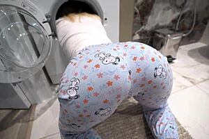Blonde teen gets roughly fucked while stuck inside the washing machine, ending in creampie