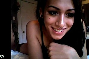 Look at this unreal perfect tranny on webcam.