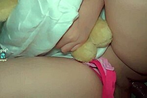 Asian amateur gets intense bedroom action