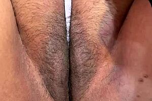 Rubbing the juiciest pussy