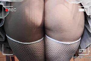 who's the blonde in the bathroom for this halloween special cosplay?