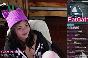 i am livestreamin goonin with my followrs - exotiqfox live goonin & edgin