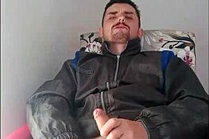 saymon metendo gostoso sua pica doce na gostosa e se exibindo no strip