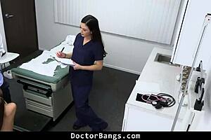 Nurse Preps New Patient For Checkup With Doctor - Doctorbangs