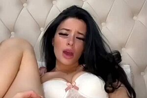 Horny American Exchange Student Delivers Intense Girlfriend Experience with Masturbation