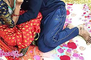 Hot Indian Sakshi's pussy fucked hard in saree! Dirty talk!