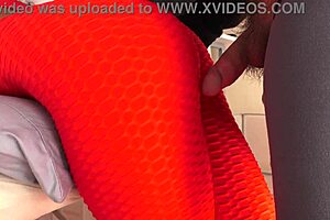 I couldn't believe she gave me a massage with a cum load inside her dripping pussy