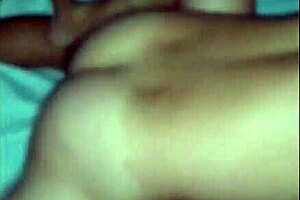 Karina casada sozinha no motel com dois machos - completo