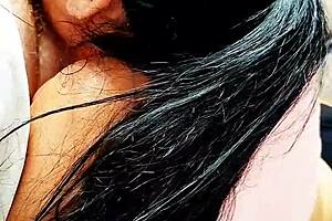 Brincando Na Cama Com Meu Prlm0 Enquanto Minha M� N�o Chega Em Casa