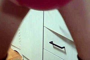 Mistress Elza Kom in Glamour Session