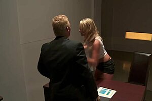 Big Boobs Blonde Milf Gets Hardcore Fucking!