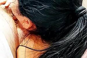 Brincando Na Cama Com Meu Prlm0 Enquanto Minha M� N�o Chega Em Casa