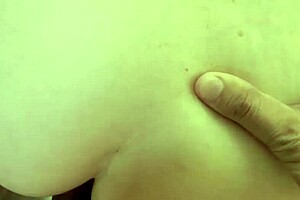 Japanese Milf Gets Deep Creampie in Homemade Fuck