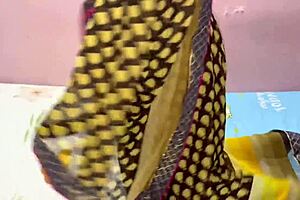 Desi woman in saree engages in hot dirty sex with hindi audio