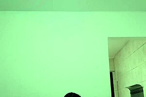 Hot latina feels orgasm from pussy licking