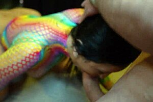 vitoria vonteese gets intimate with partner on red